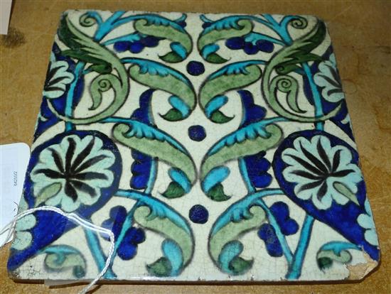 William de Morgan tile(-)